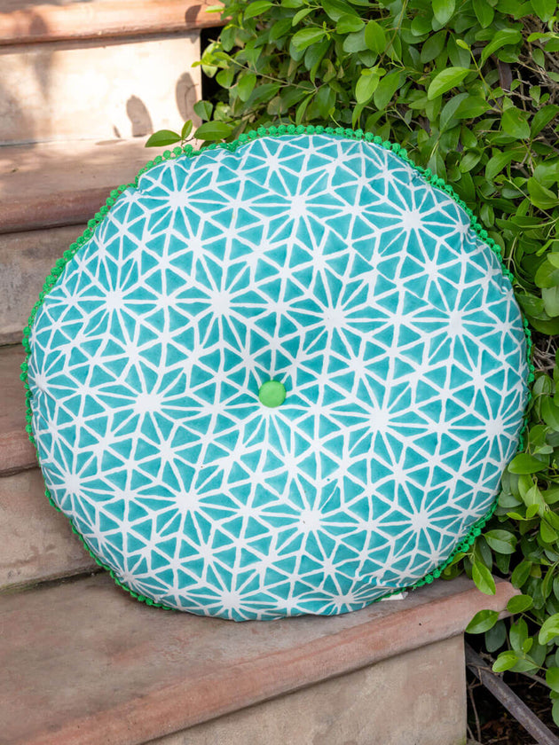 Pinwheel cushion outlet